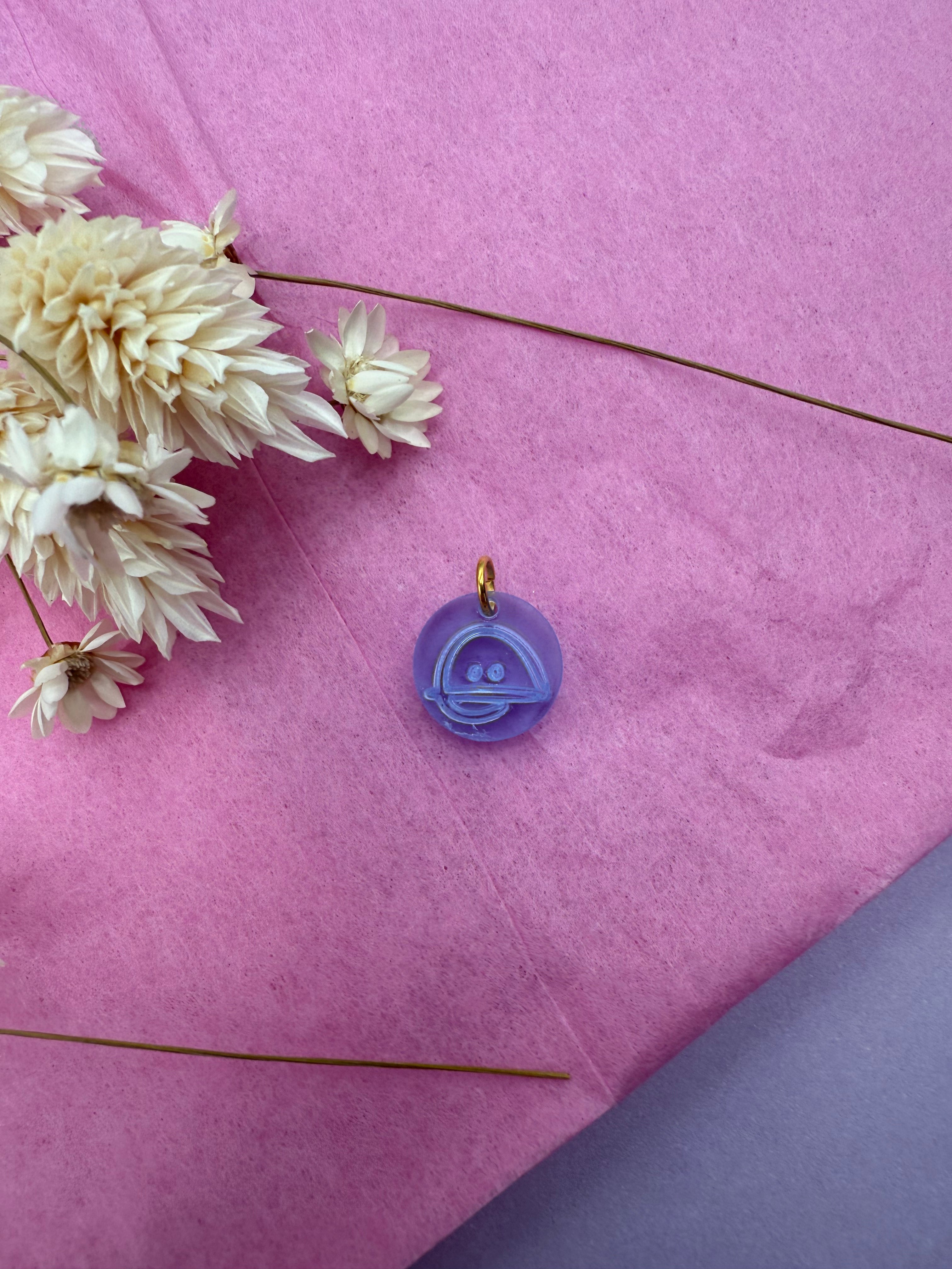 BAIZO-Anhänger aus Neon-Blau-Acryl