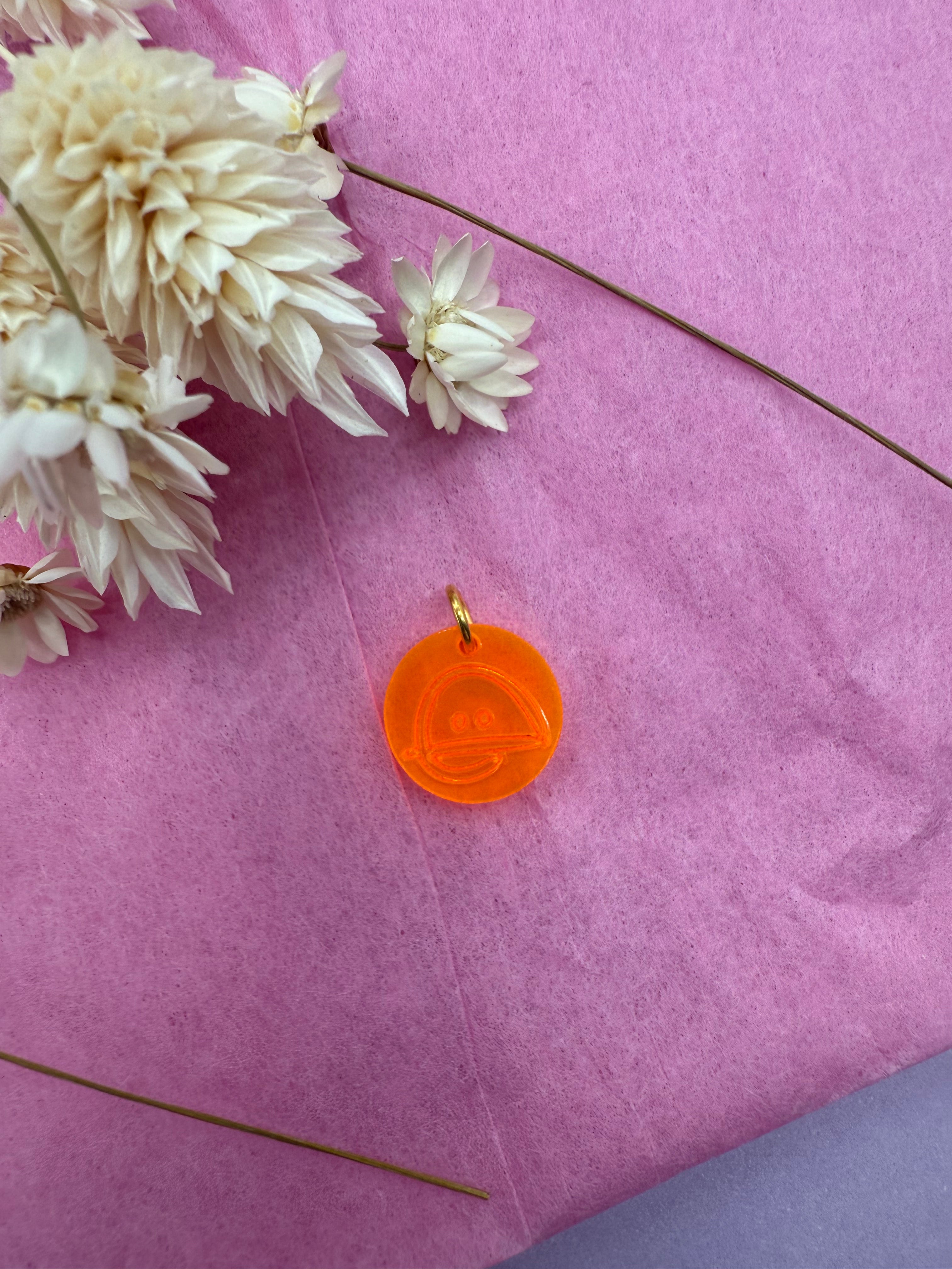 BAIZO-Anhänger aus Neon-Orange-Acryl