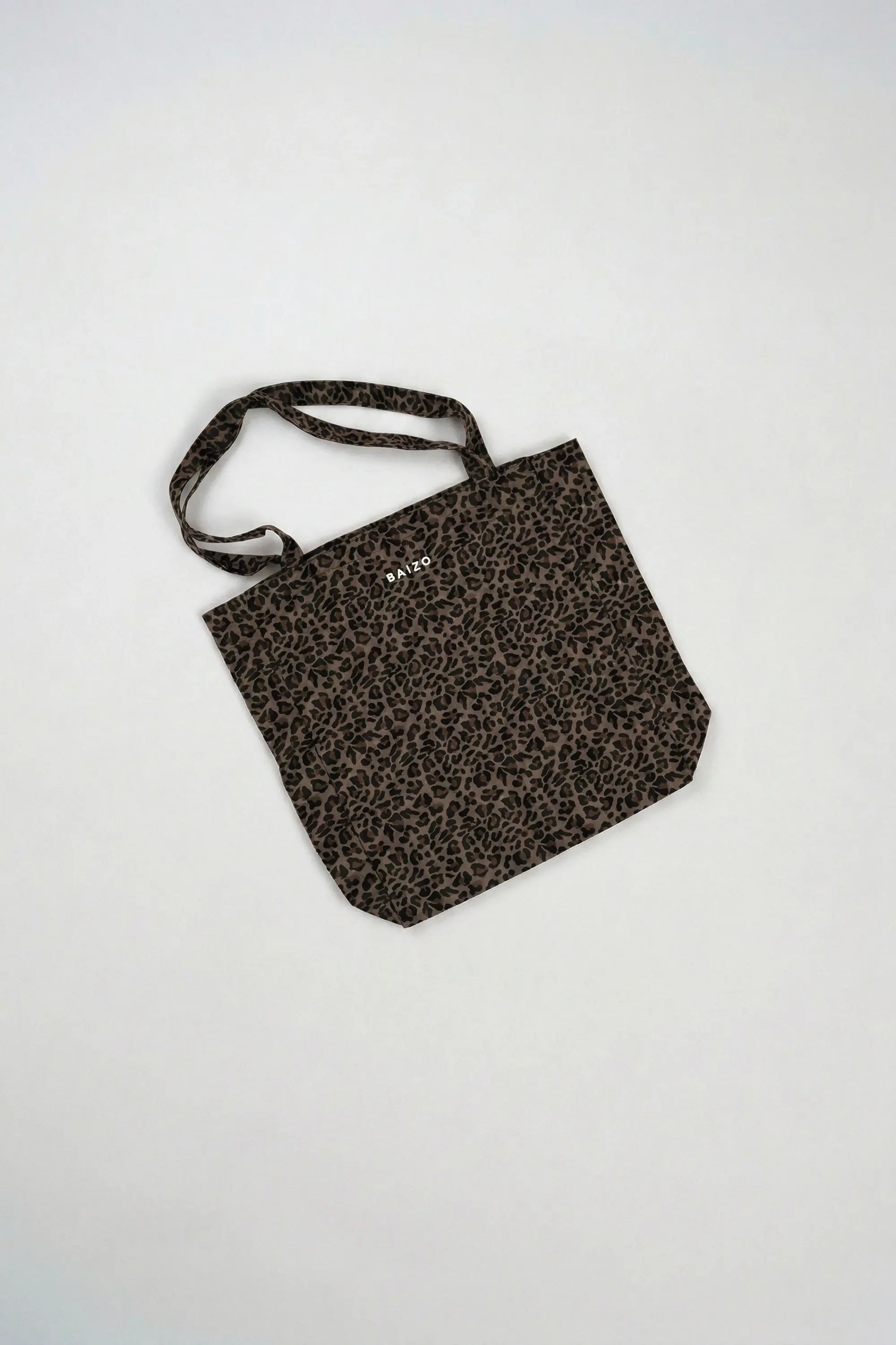 Shopper Leo